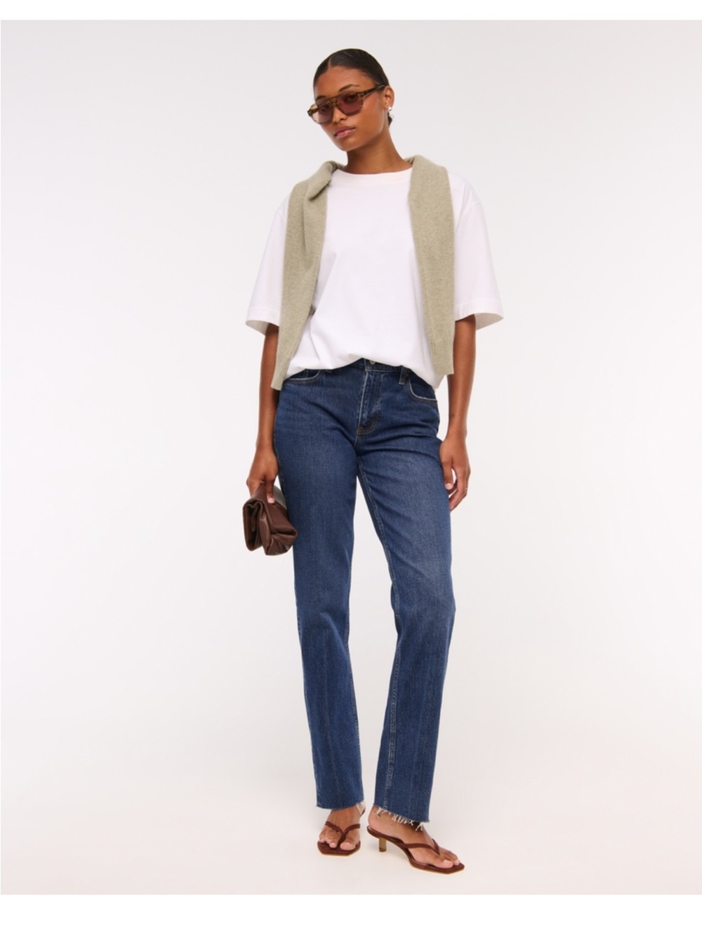 Curve Love Mid Rise 90s Straight Jean - Picture 2 of 6
